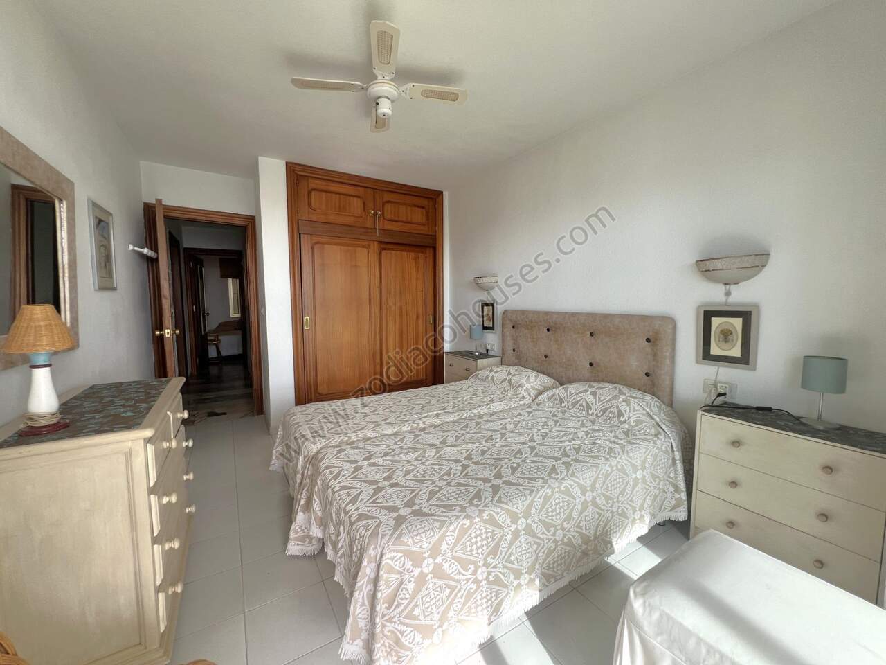 128297 Apartamentos - 16