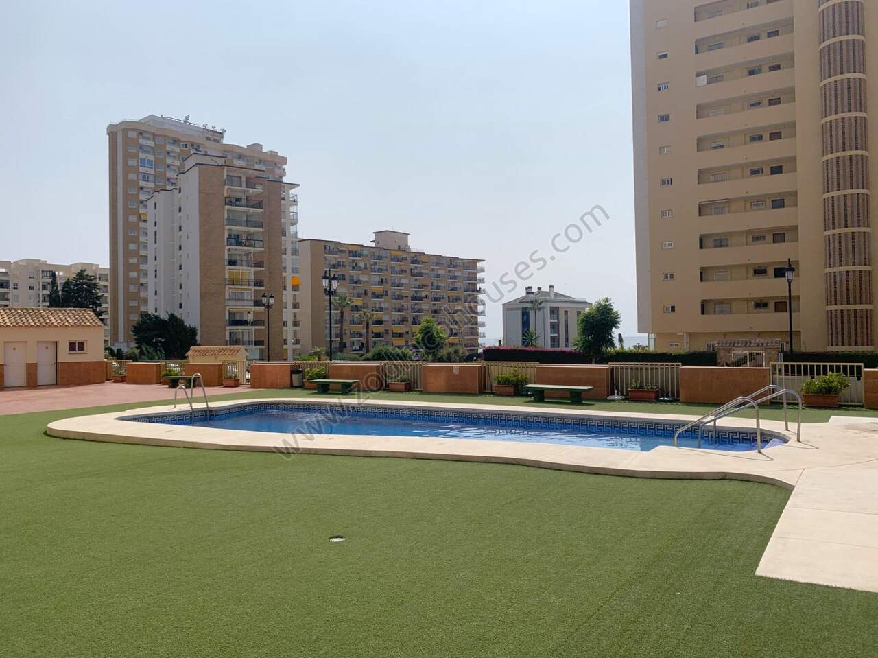 128297 Apartamentos - 25